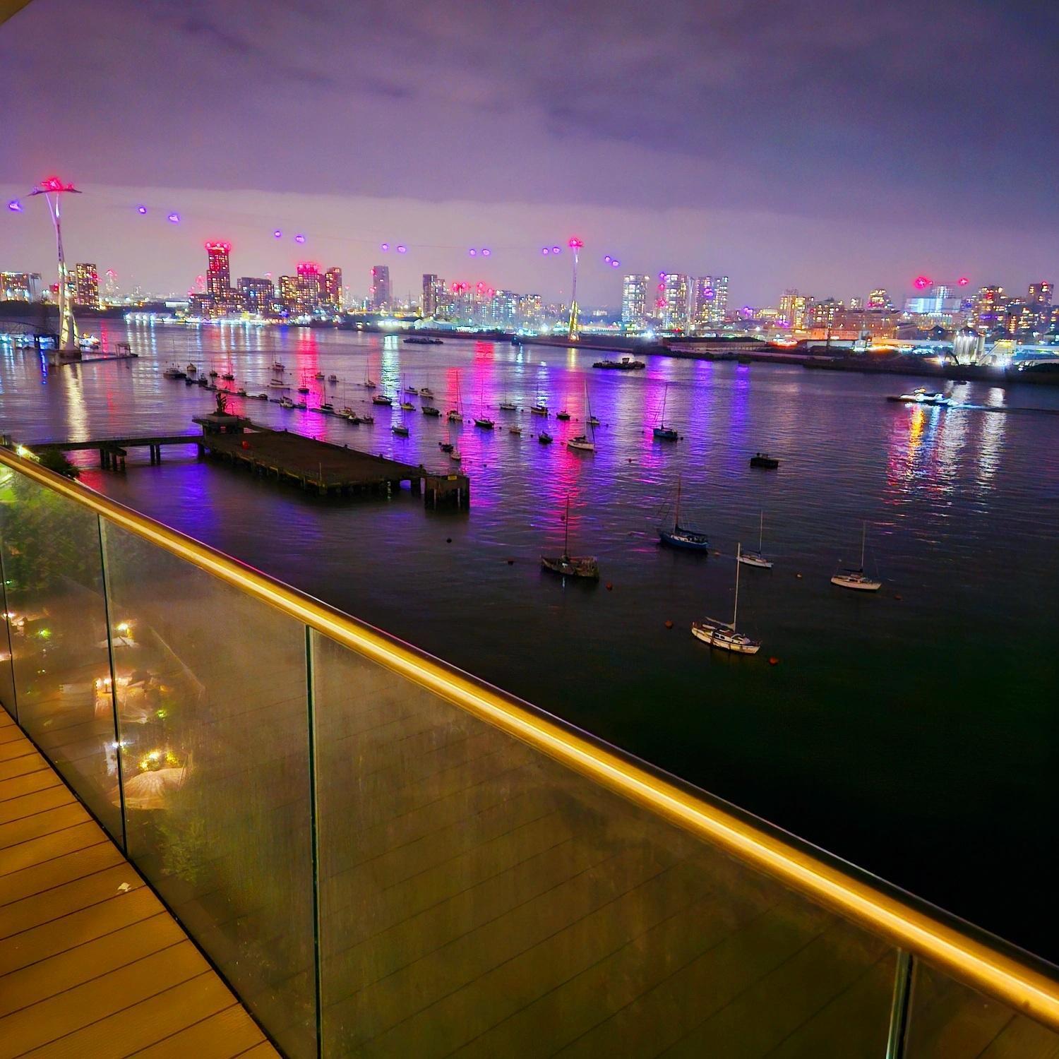 Waterfront- London Greenwich O2 Arena 2 Bed Flat Londres Exterior foto